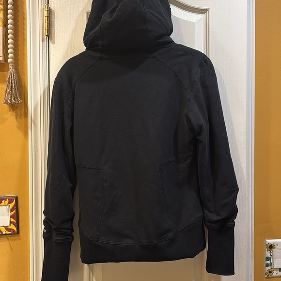ALO SWEATSHIRT/JACKET SHERPA LINED WITH HOOD AND FRONT POCKETS SIZE MEDIUM - Picture 6 of 10